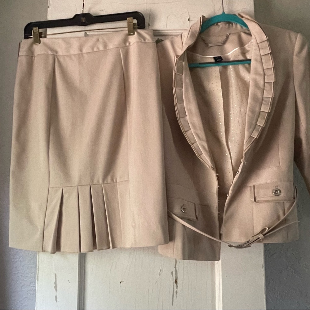 White House Black Market - Tan Skirt Suit